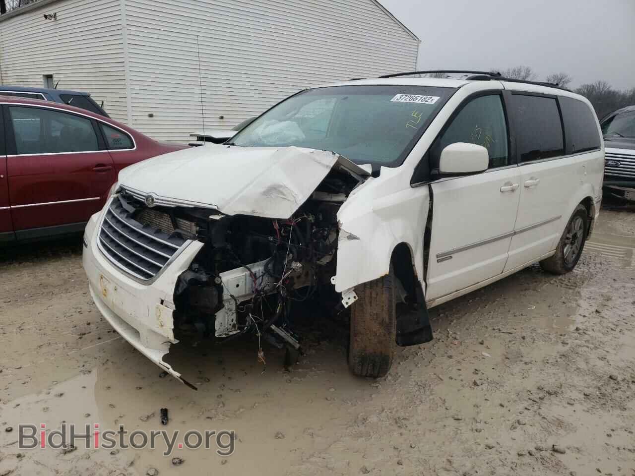 2010 CHRYSLER MINIVAN - VIN: 2A4RR5D18AR298957 - Фото 2
