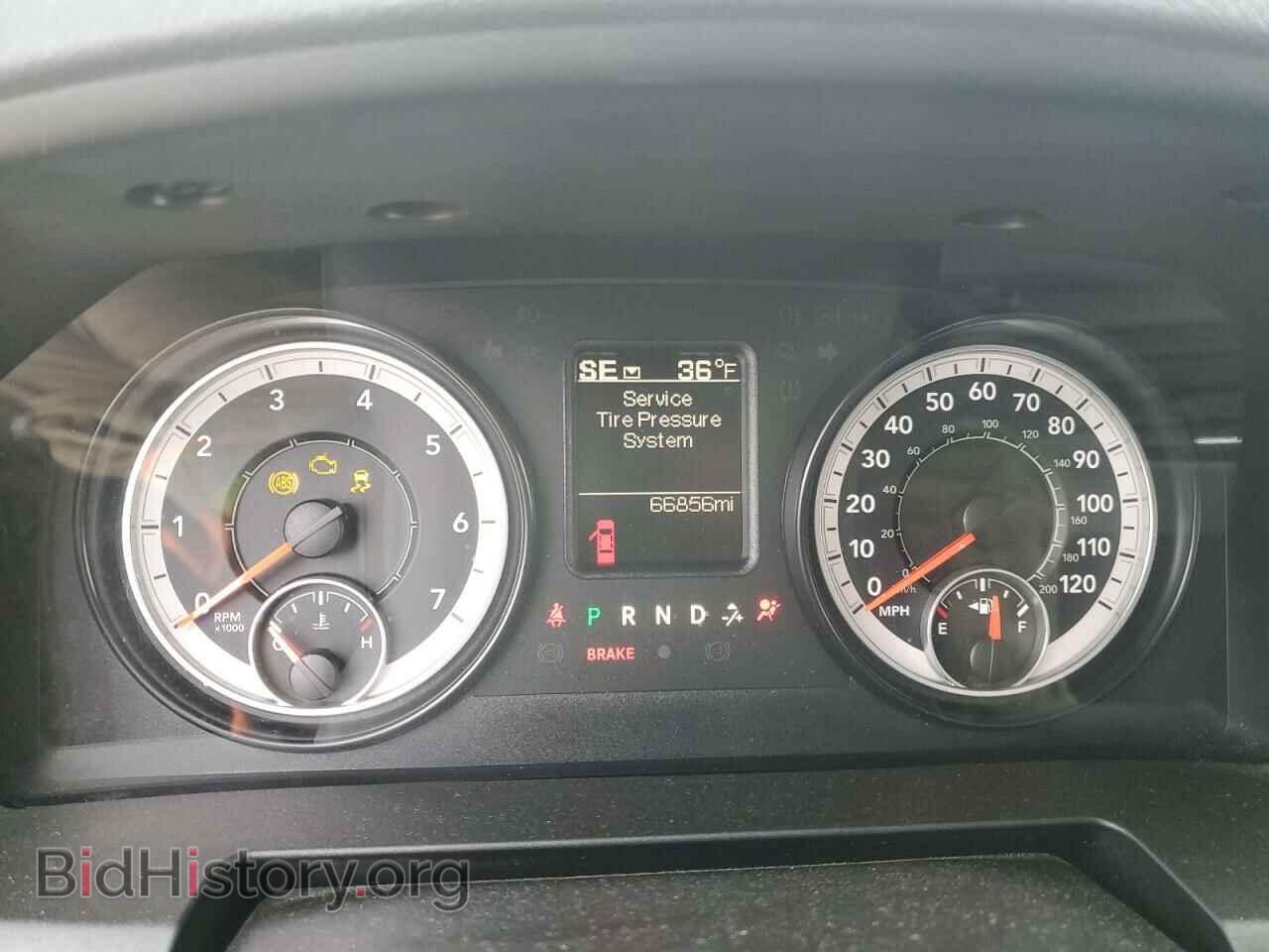 2016 RAM 1500 - VIN: 1C6RR7FT6GS123606 - Фото 9
