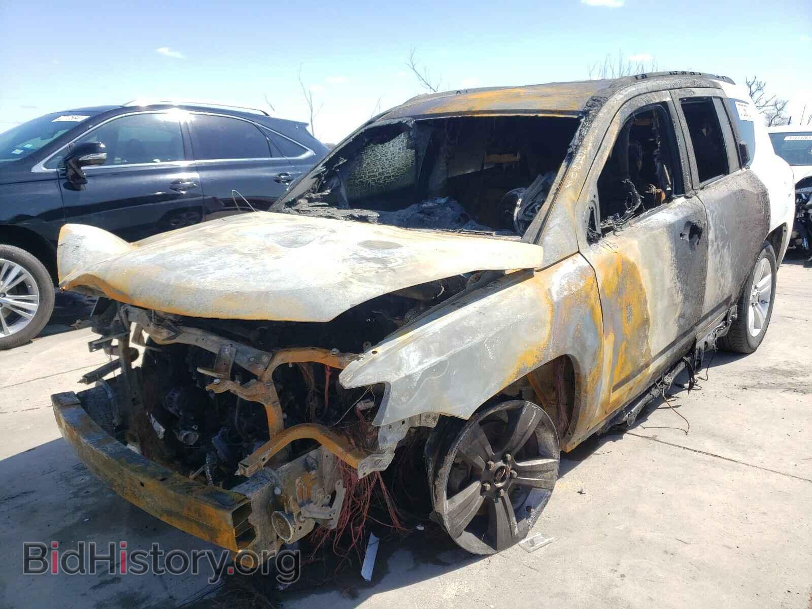 2011 JEEP COMPASS - VIN: 1J4NT1FB1BD192286 - Фото 2