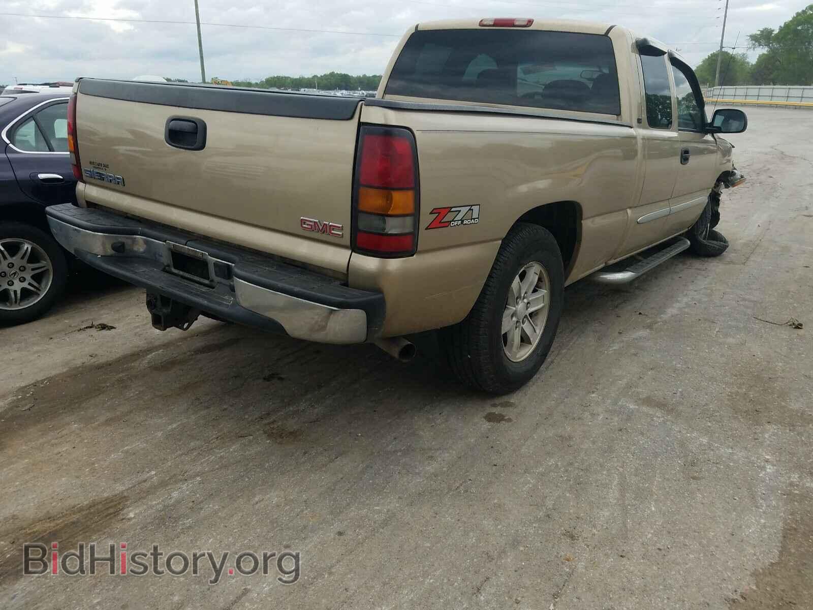 2005 GMC SIERRA - VIN: 1GTEK19B45E223100 - Фото 4