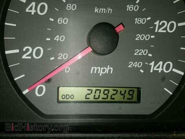 2000 MAZDA 626 - VIN: 1YVGF22D3Y5109120 - Фото 8