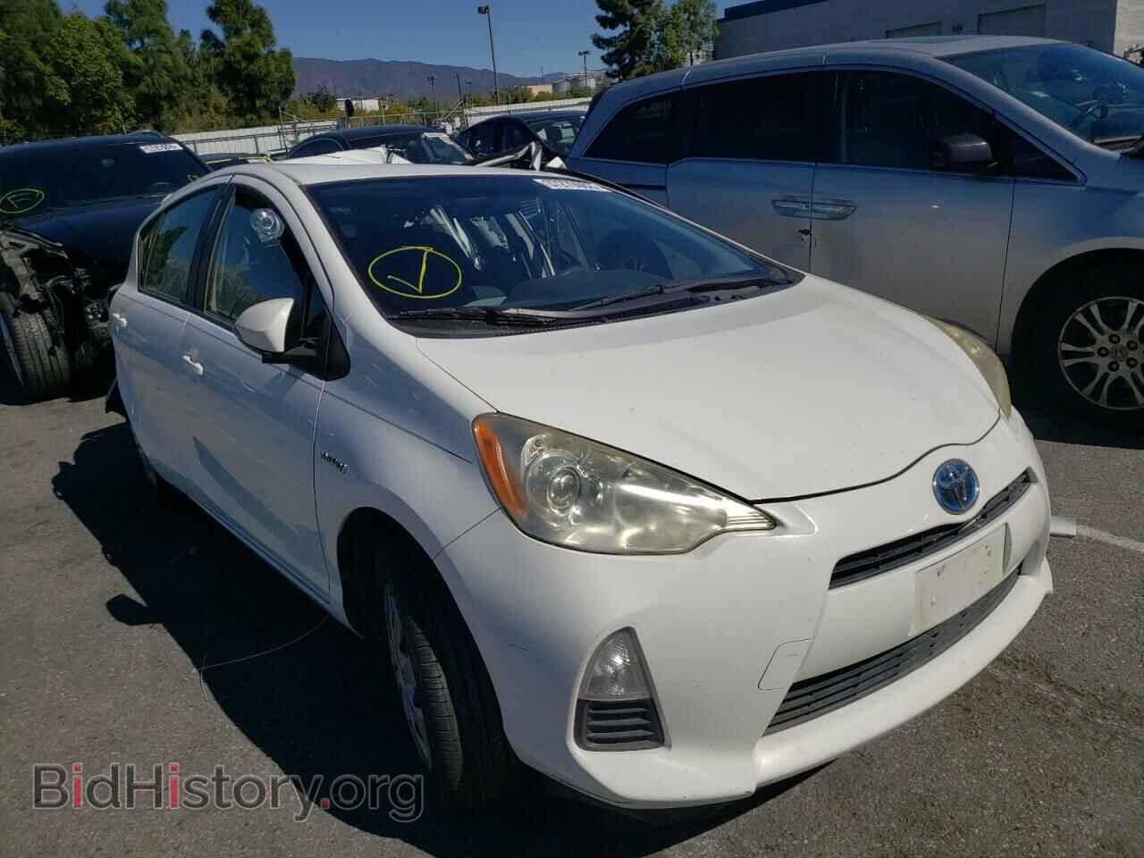 Фотография JTDKDTB37C1513802 - TOYOTA PRIUS 2012