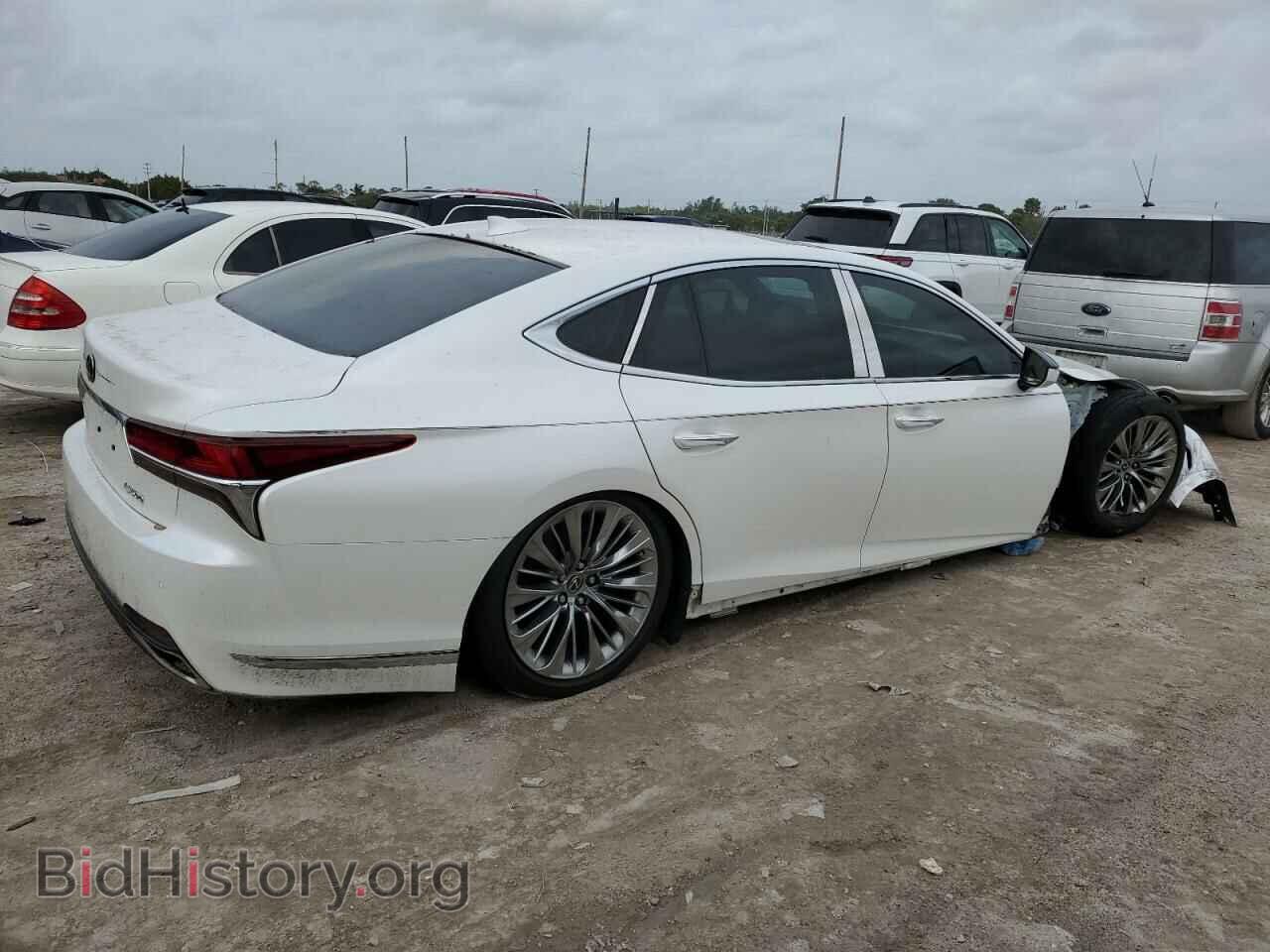 2019 LEXUS LS500 - VIN: JTHB51FF7K5007821 - Photo 3