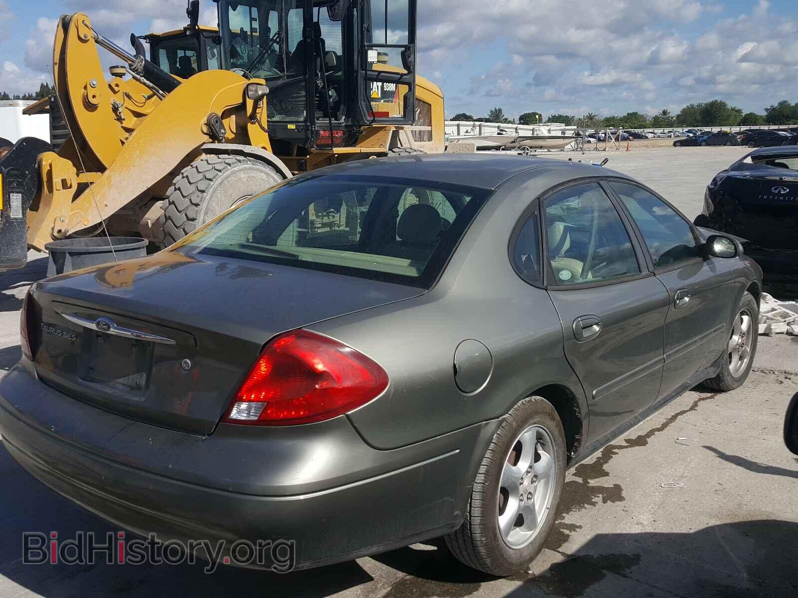 2002 FORD TAURUS - VIN: 1FAFP55U62A181929 - Photo 4