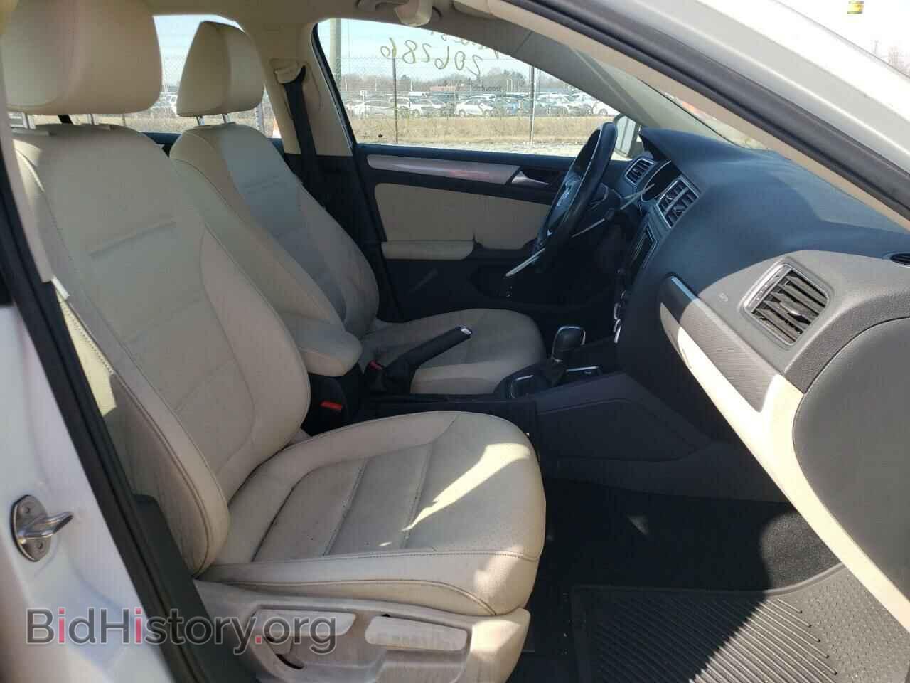 2017 VOLKSWAGEN JETTA - VIN: 3VWDB7AJ2HM399432 - Photo 5