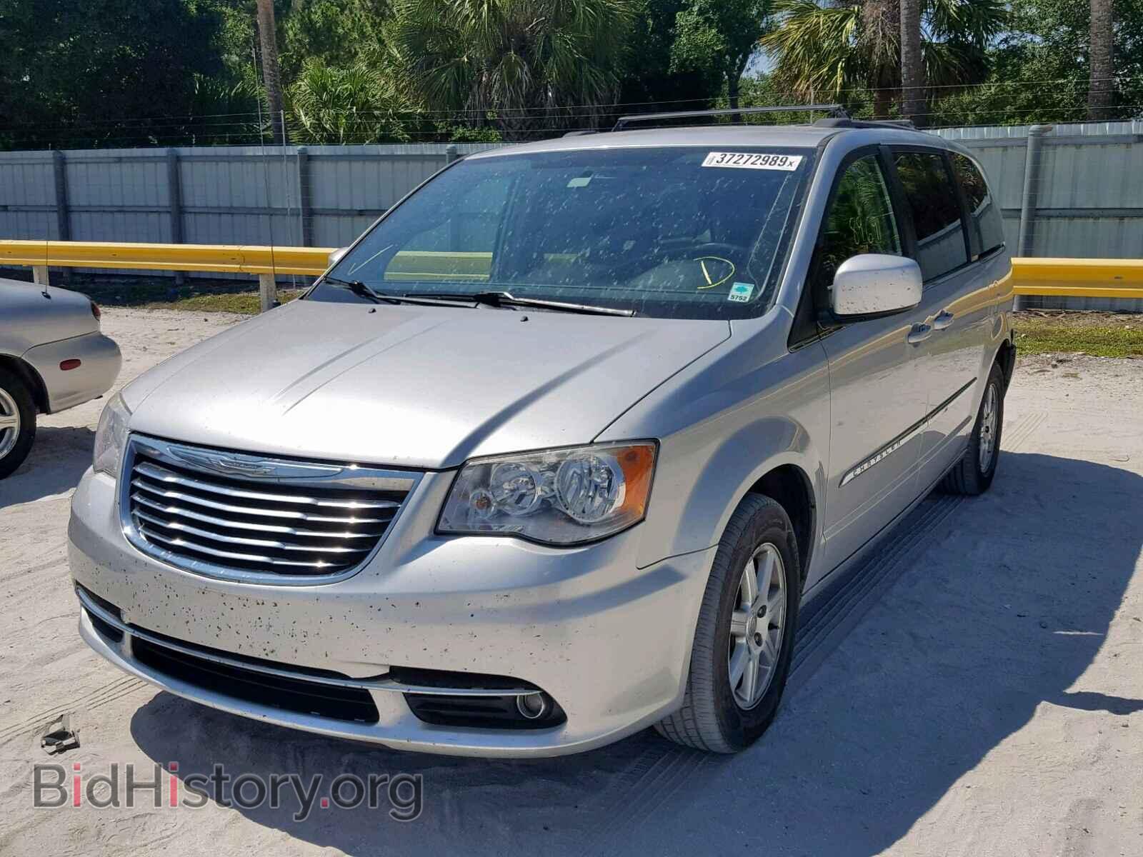2012 CHRYSLER TOWN & COU - VIN: 2C4RC1BG8CR337640 - Фото 2