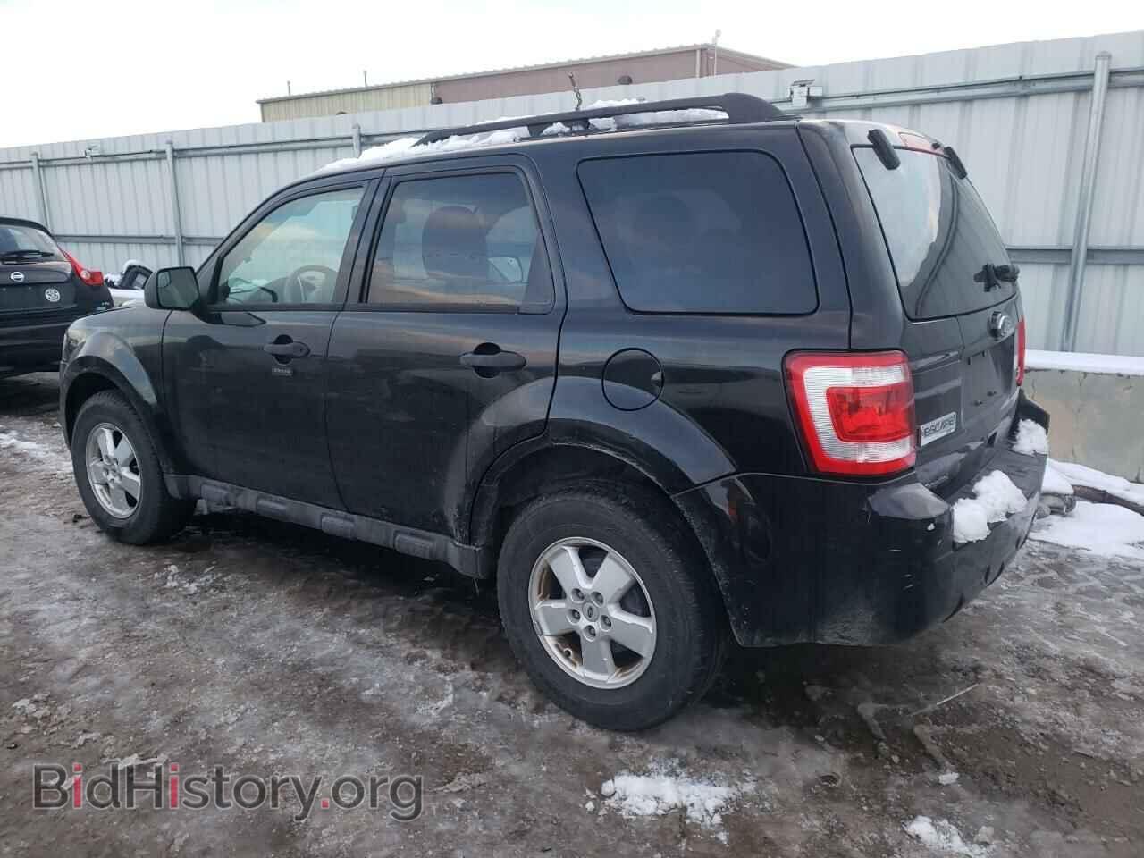 2011 FORD ESCAPE - VIN: 1FMCU9DG6BKA68111 - Photo 2