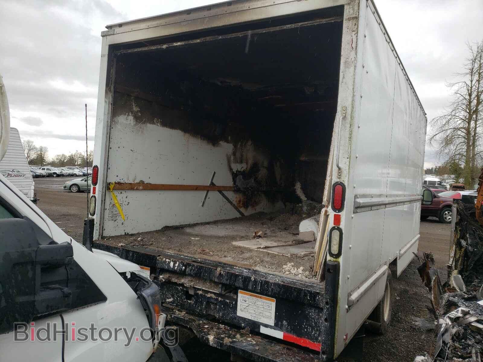 2015 FORD ECONOLINE - VIN: 1FDWE3FS0FDA18307 - Photo 4