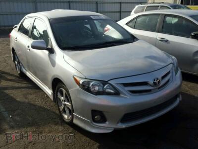 2013 Toyota COROLLA BA, серебристый — VIN 5YFBU4EE4DP088569, Copart