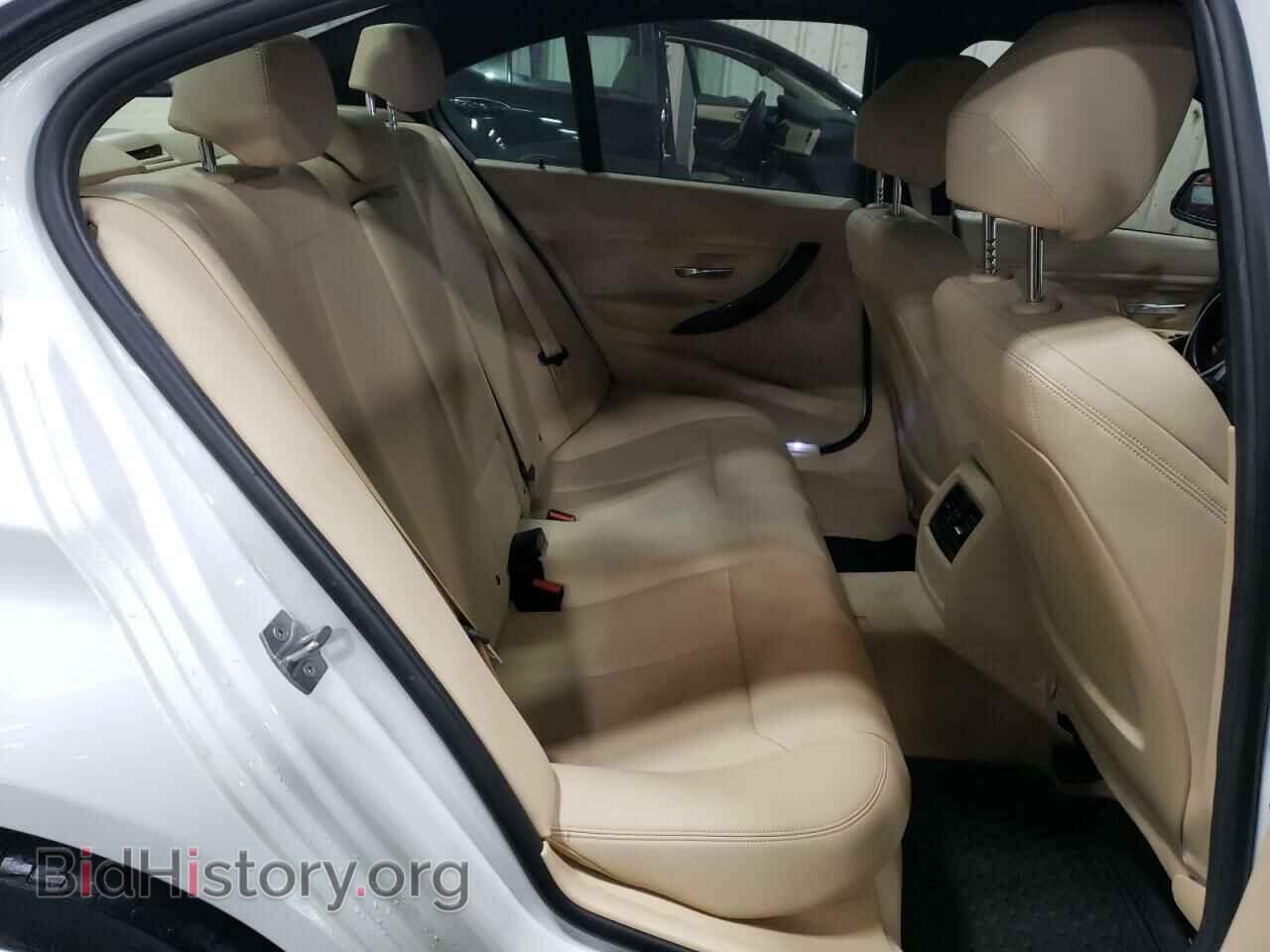 2016 BMW 3 SERIES - VIN: WBA8E5G58GNU21901 - Фото 10