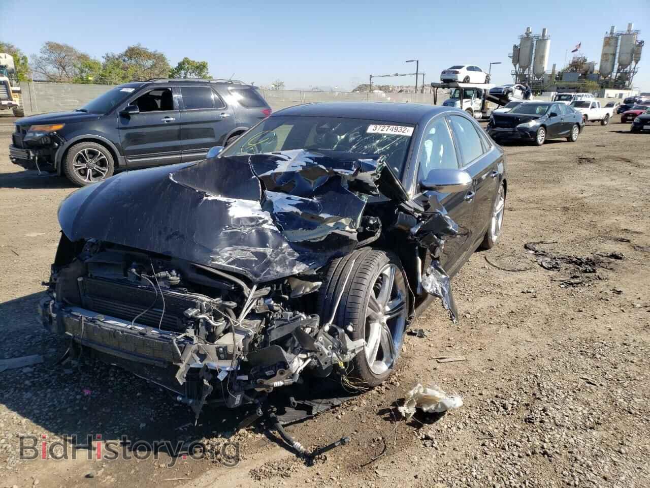 2014 AUDI S8 - VIN: WAUD2AFD9EN011145 - Фото 2