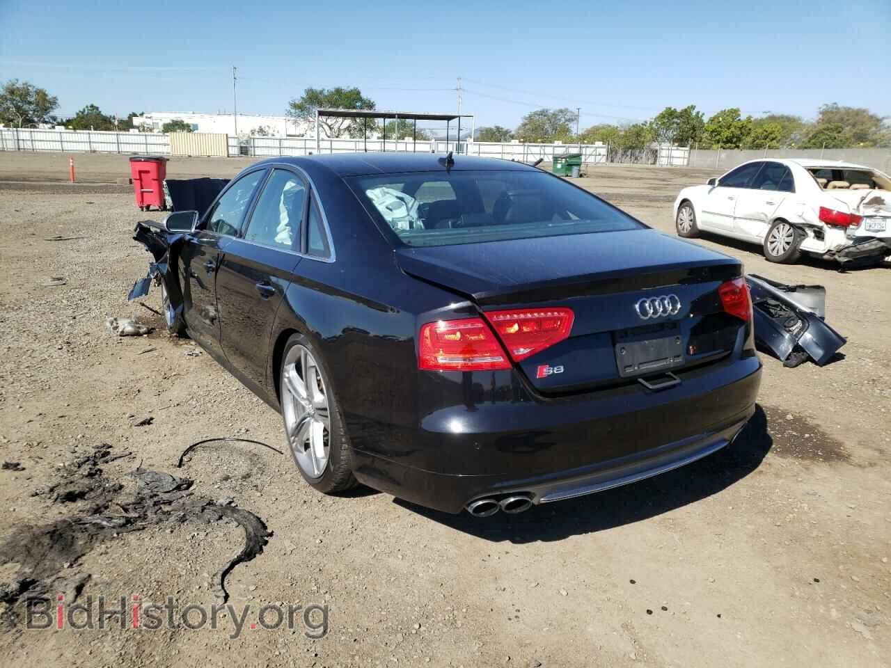 2014 AUDI S8 - VIN: WAUD2AFD9EN011145 - Фото 3