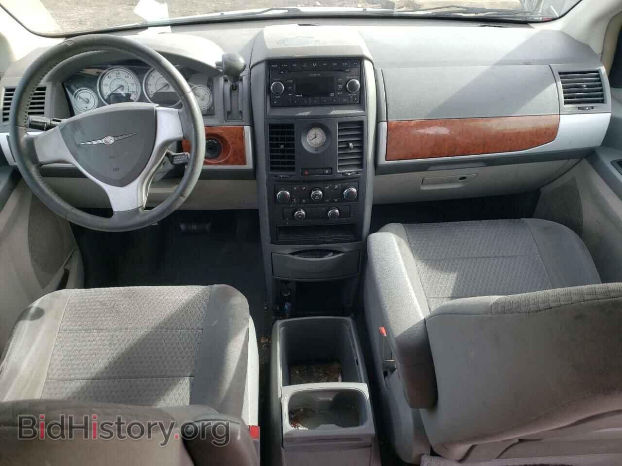 2008 CHRYSLER MINIVAN - VIN: 2A8HR54P58R725536 - Фото 8