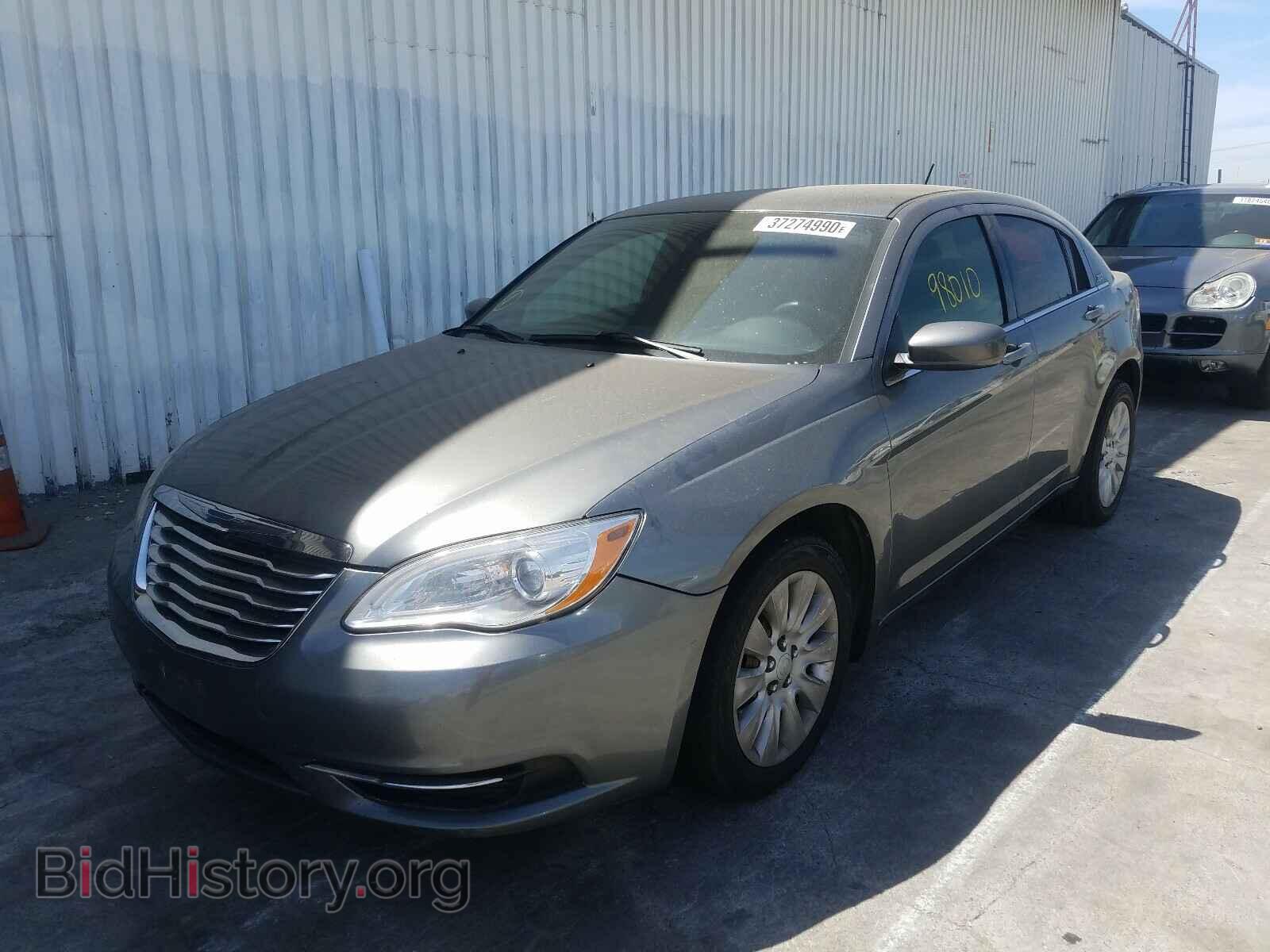 2012 CHRYSLER 200 - VIN: 1C3CCBAB8CN289561 - Фото 2
