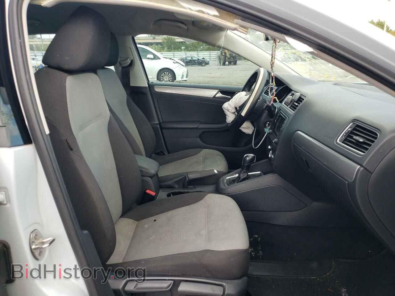 2017 VOLKSWAGEN JETTA - VIN: 3VW2B7AJ5HM329124 - Фото 5