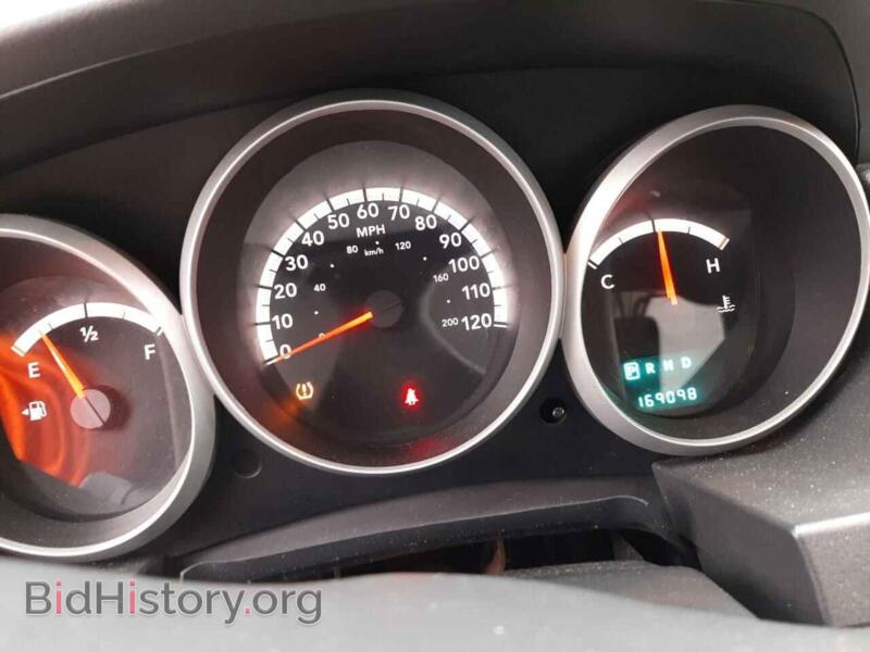 2010 Dodge CARAVAN (VIN 2D4RN4DE0AR129677) — photo 9 of 13