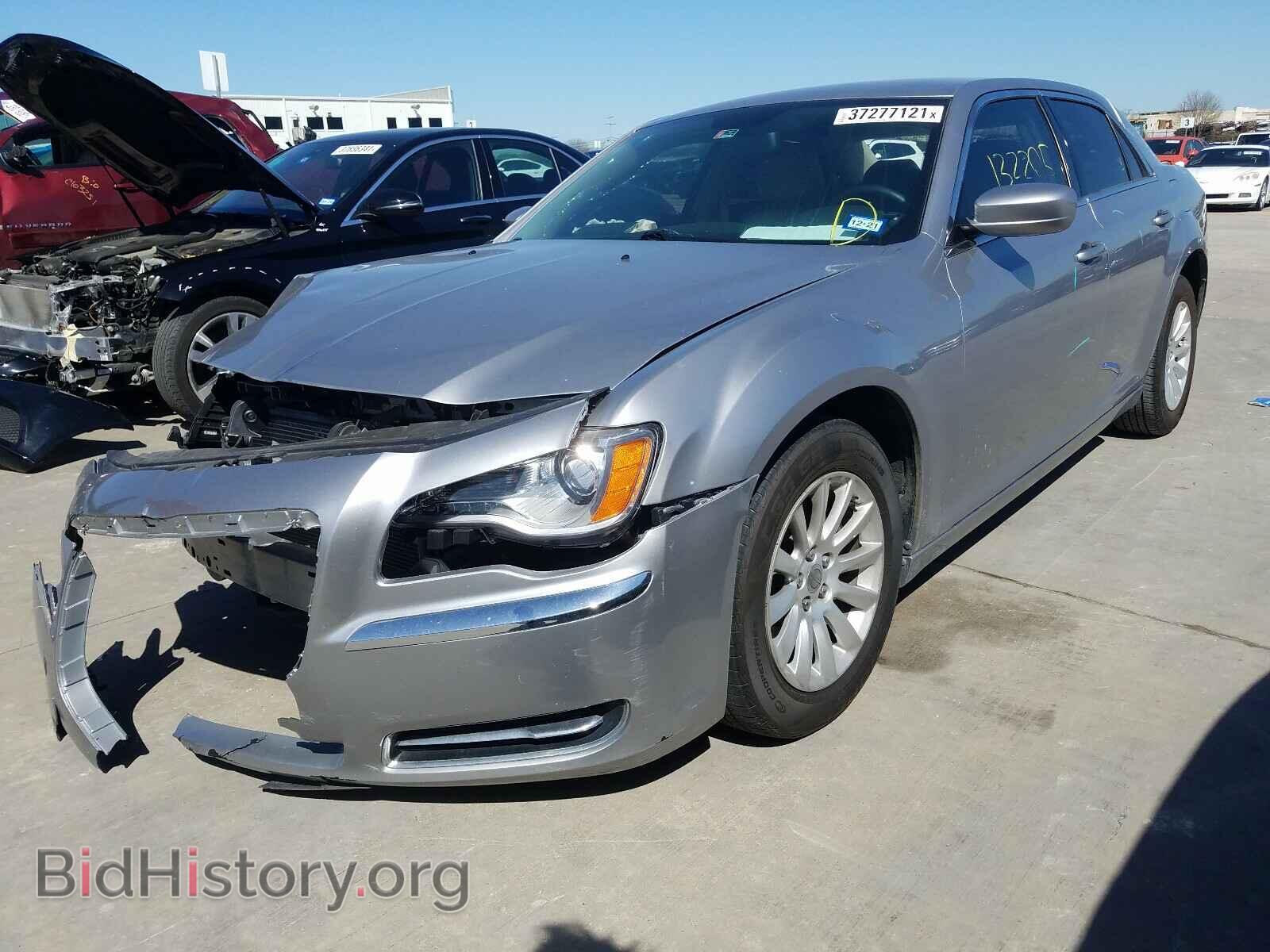 2014 CHRYSLER 300 - VIN: 2C3CCAAG7EH138552 - Фото 2