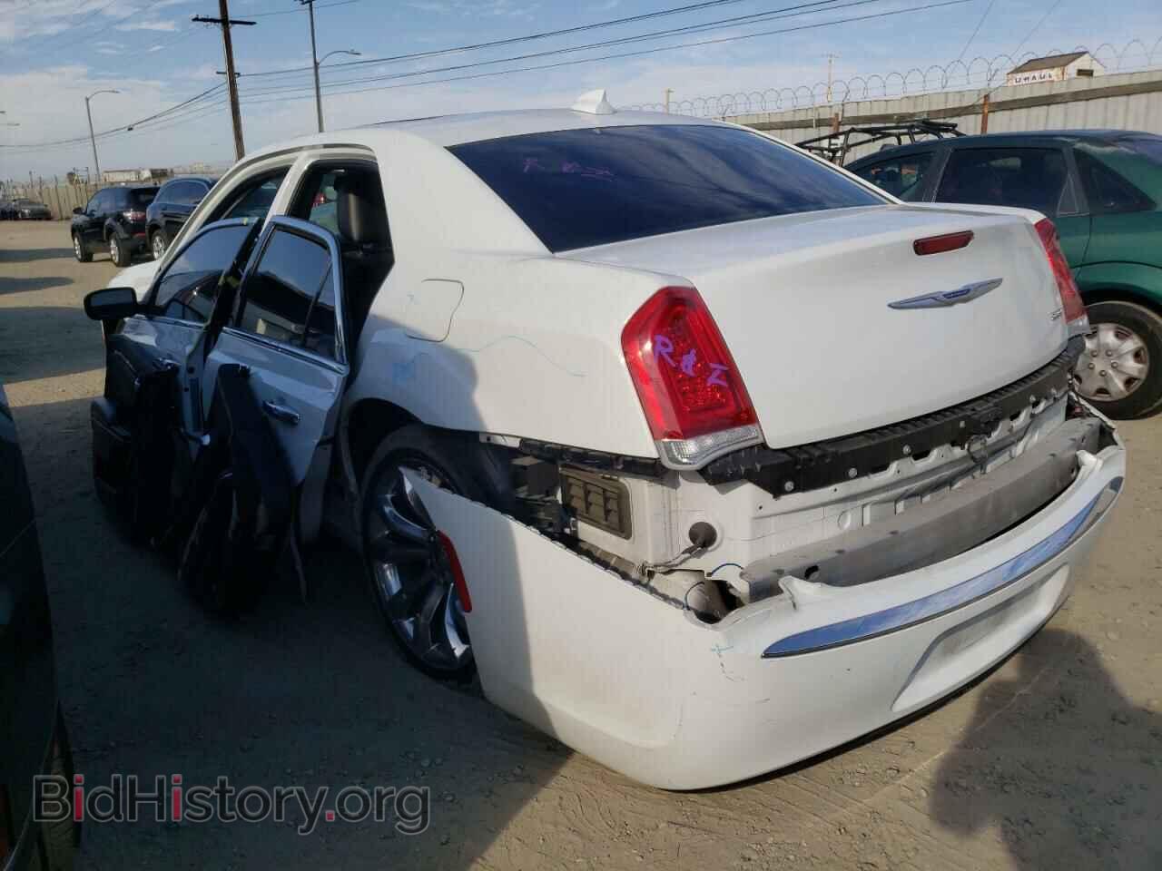 2020 CHRYSLER 300 - VIN: 2C3CCAEG9LH141833 - Фото 3