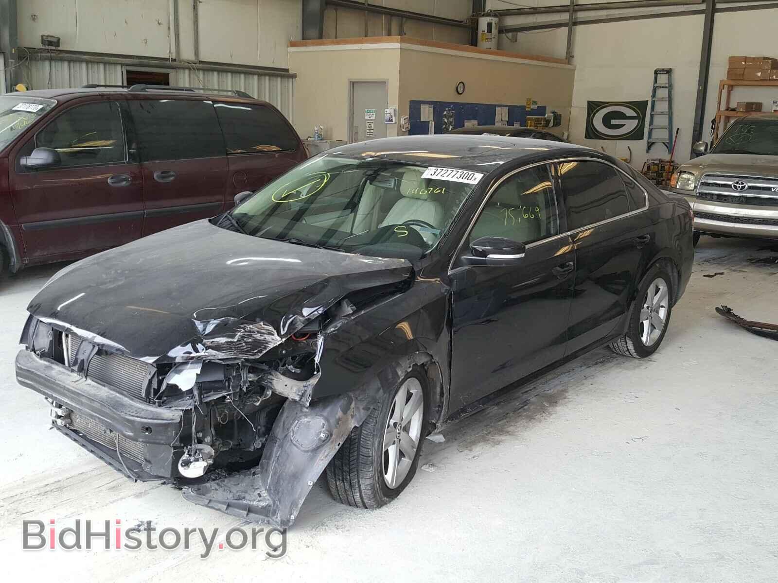 2013 VOLKSWAGEN PASSAT - VIN: 1VWBN7A34DC140761 - Фото 2