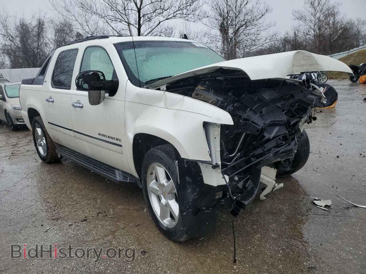 2011 CHEVROLET AVALANCHE - VIN: 3GNTKGE32BG150278 - Фото 4
