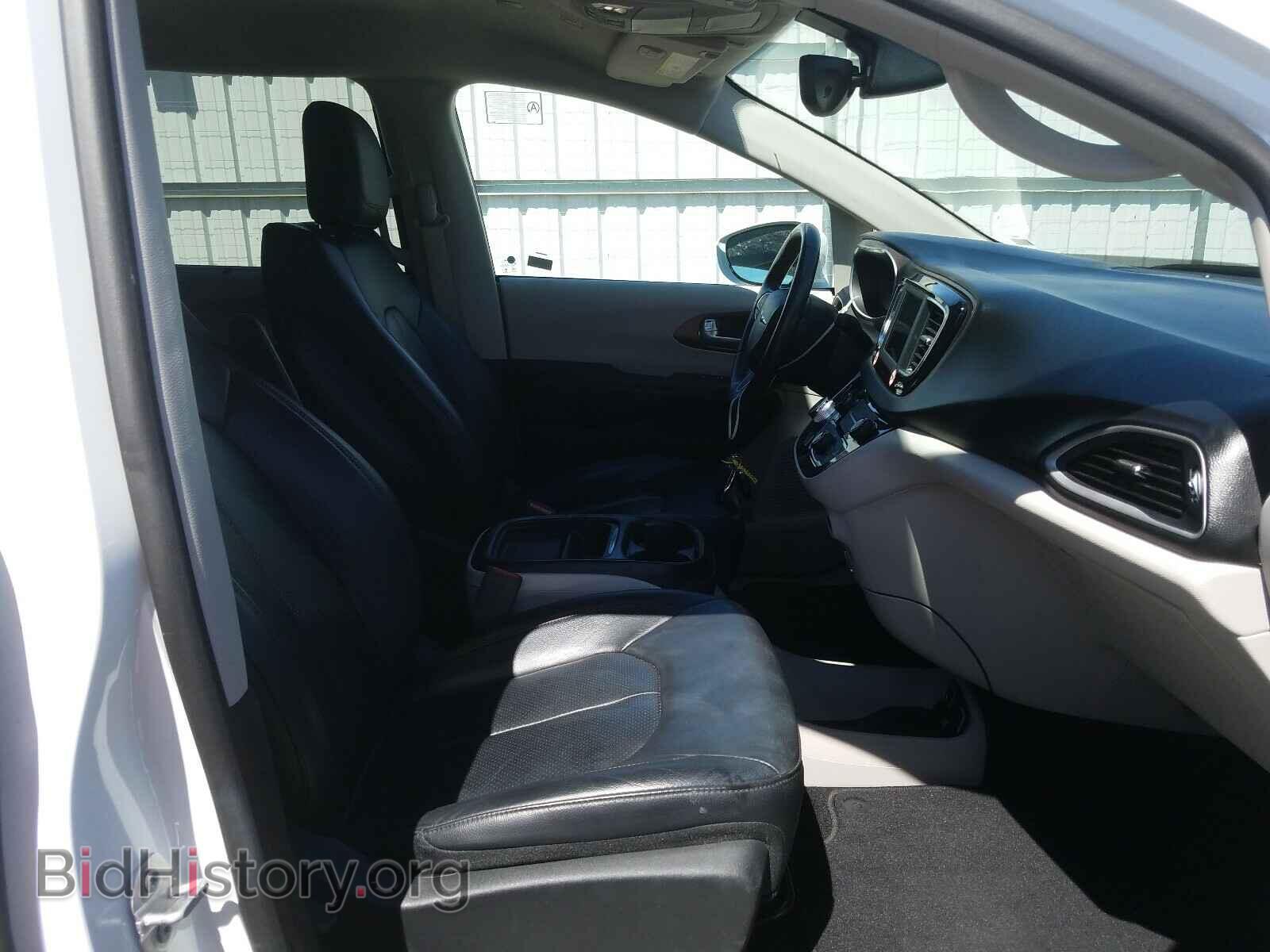 2019 CHRYSLER PACIFICA - VIN: 2C4RC1BG6KR548284 - Фото 5