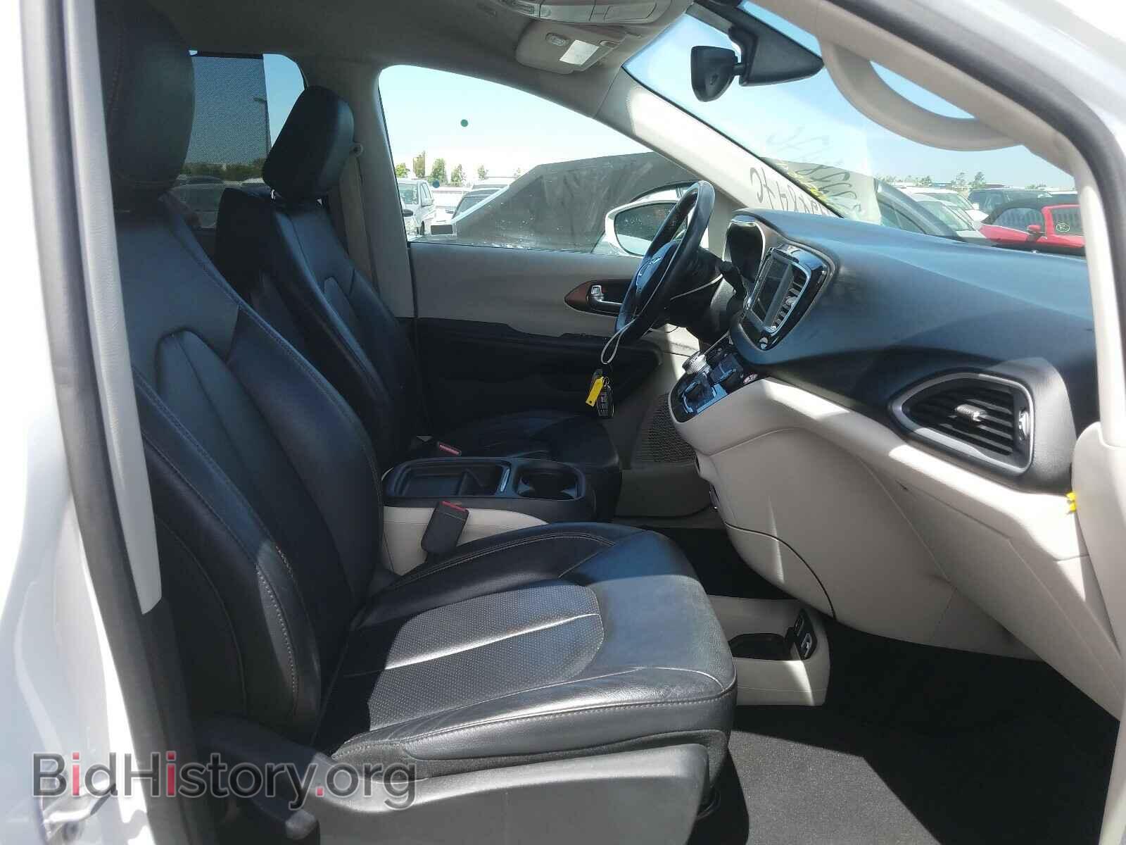 2019 CHRYSLER PACIFICA - VIN: 2C4RC1BG9KR561496 - Фото 5