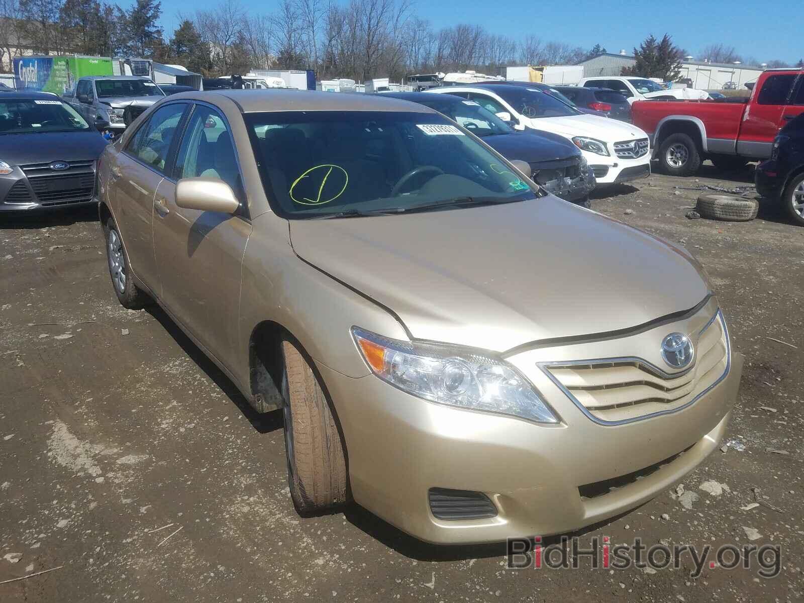 Photo 4T1BF3EKXBU672979 - TOYOTA CAMRY 2011