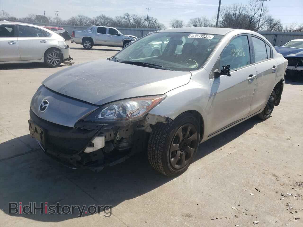 2011 MAZDA 3 - VIN: JM1BL1UF2B1378743 - Фото 2