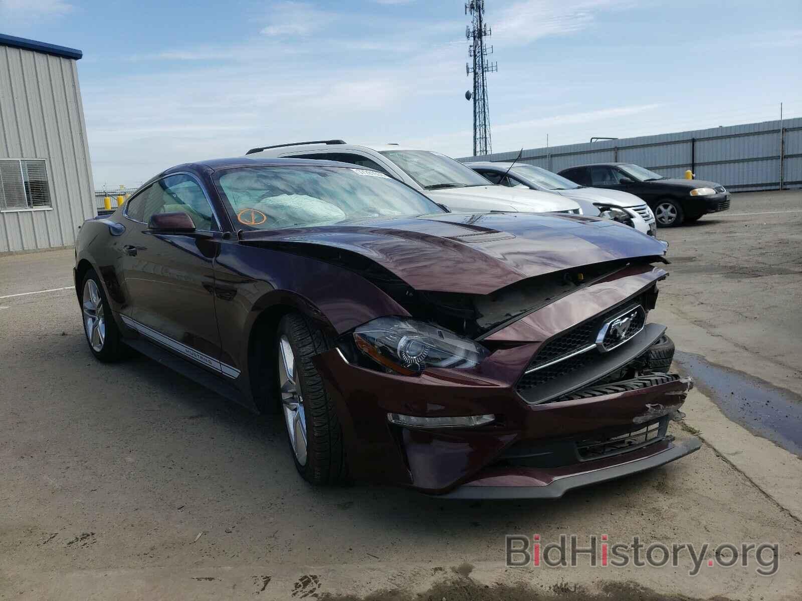 Photo 1FA6P8TH7J5147092 - FORD MUSTANG 2018