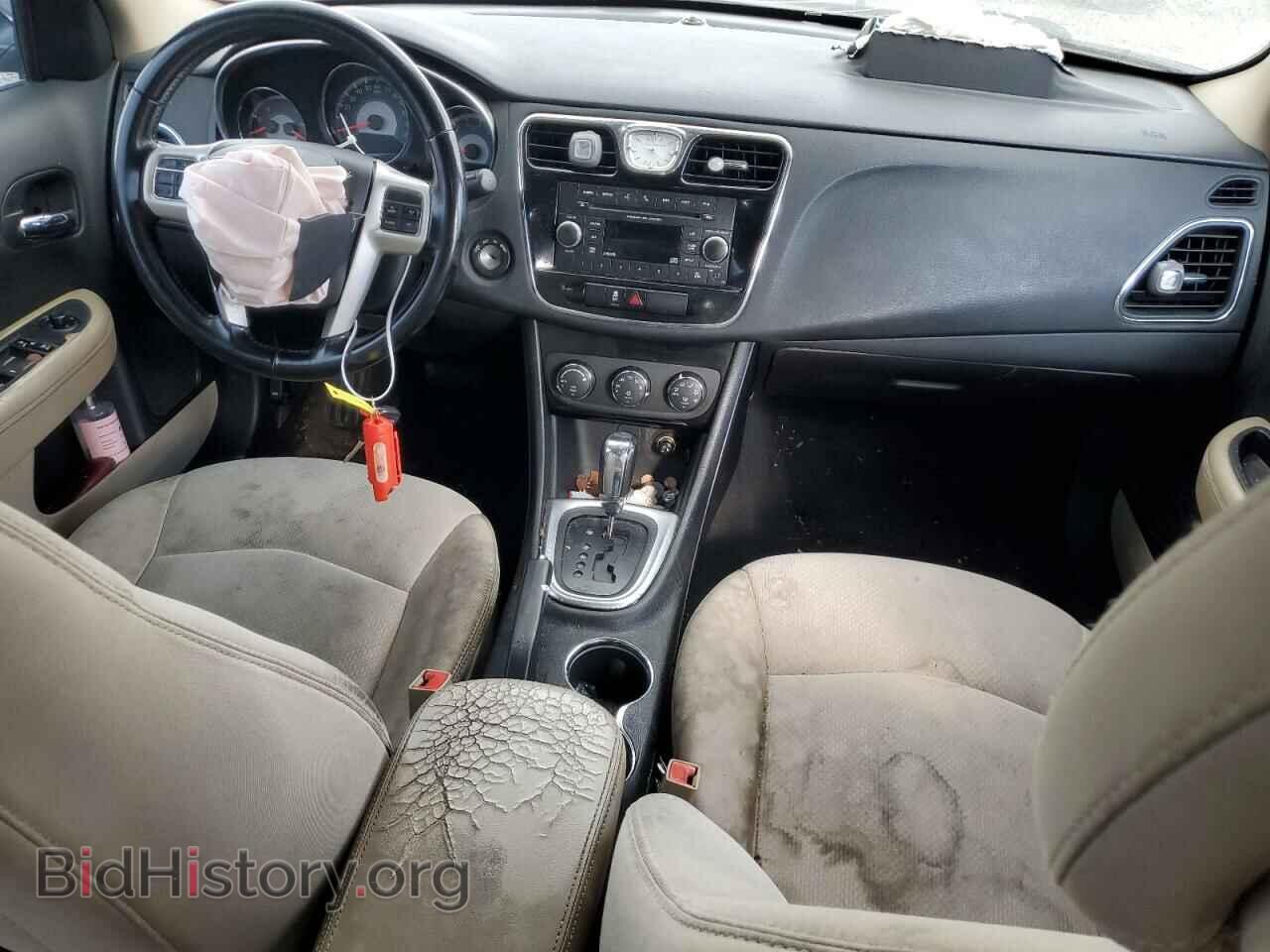 2012 CHRYSLER 200 - VIN: 1C3CCBBB5CN176181 - Фото 8