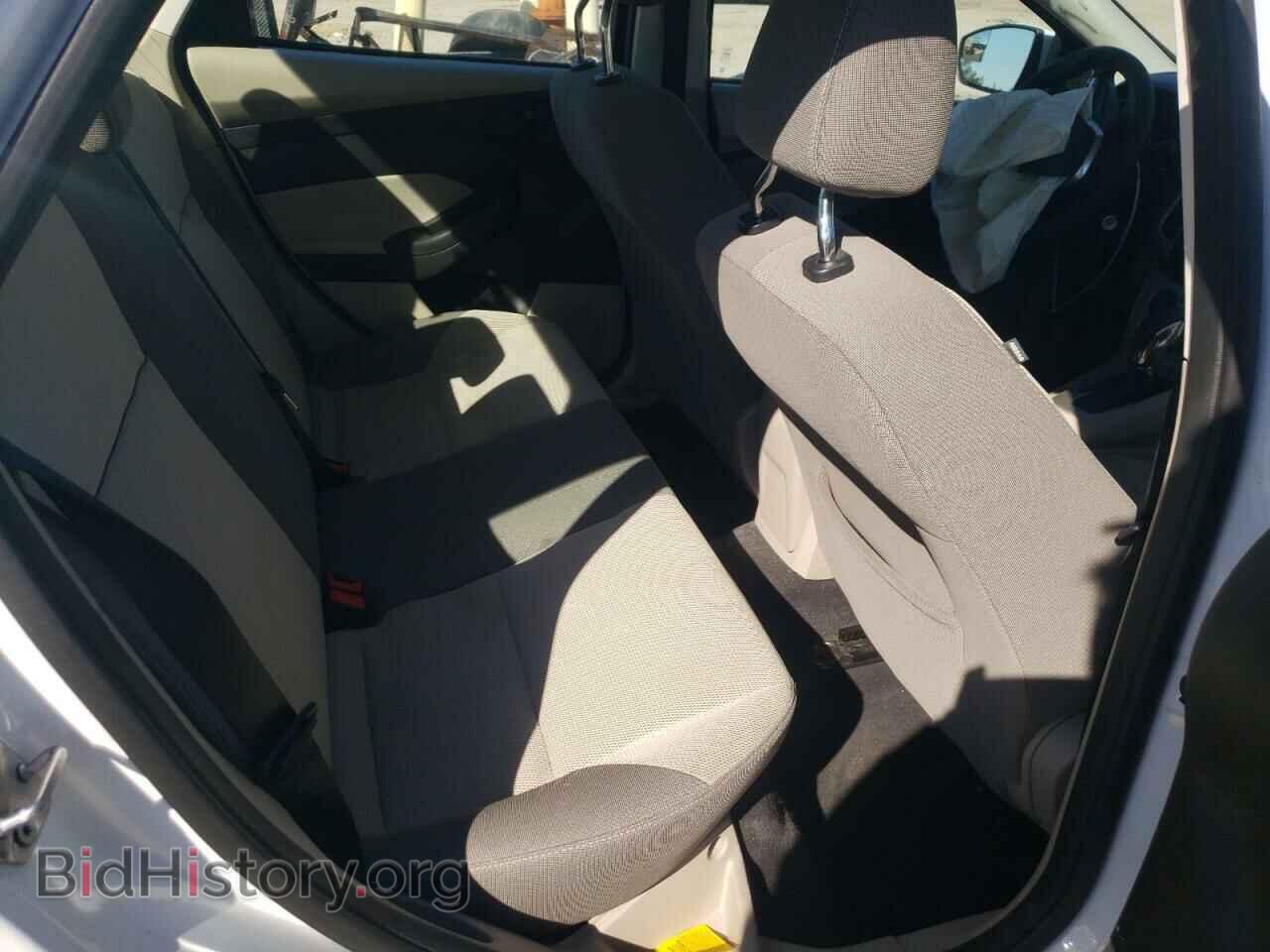 2012 FORD FOCUS - VIN: 1FAHP3F22CL375101 - Photo 6