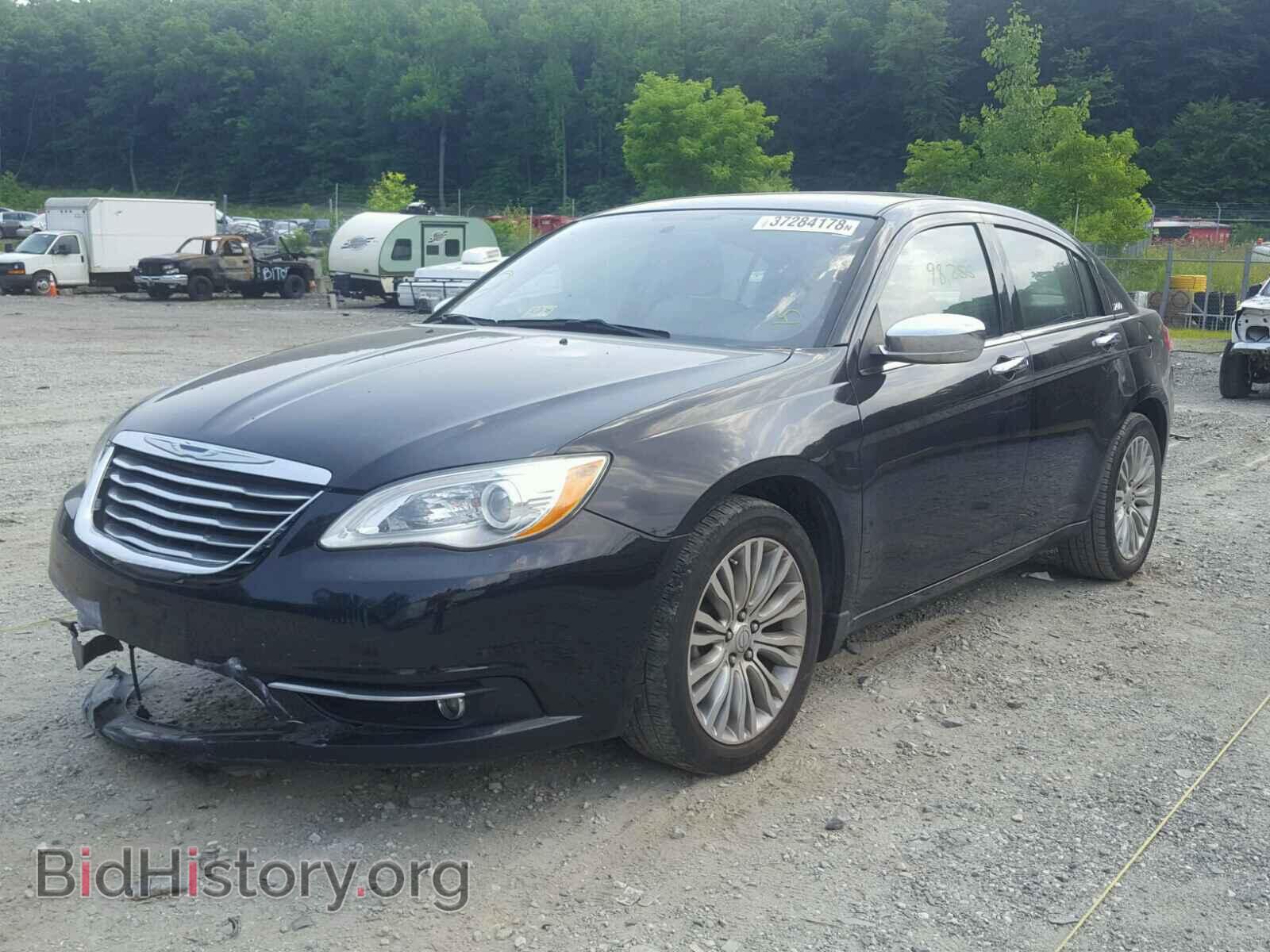 2012 CHRYSLER 200 - VIN: 1C3CCBCB9CN284382 - Фото 2
