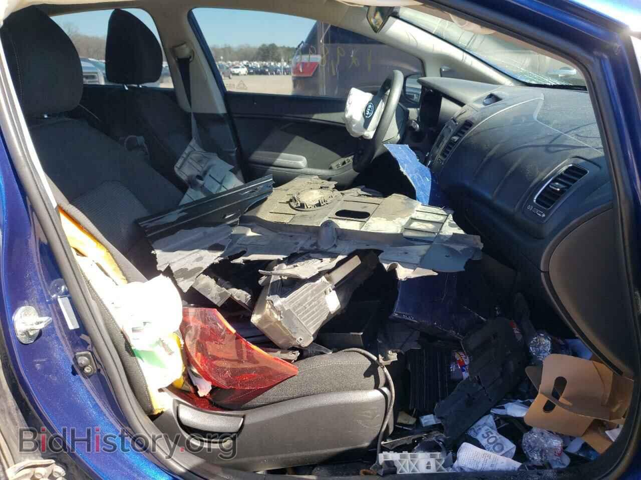 2017 KIA FORTE - VIN: 3KPFK4A74HE138540 - Photo 5
