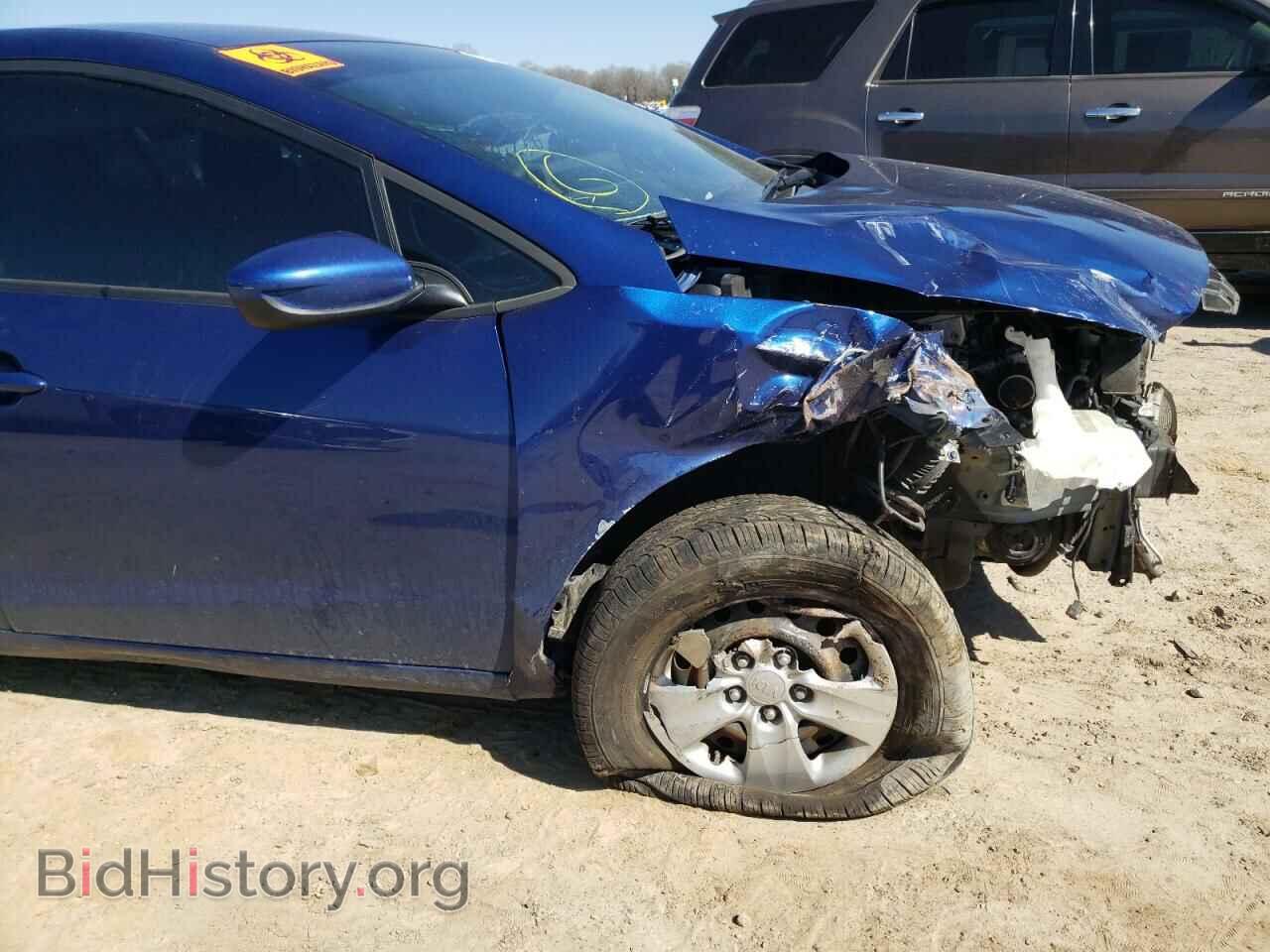 2017 KIA FORTE - VIN: 3KPFK4A74HE138540 - Photo 9