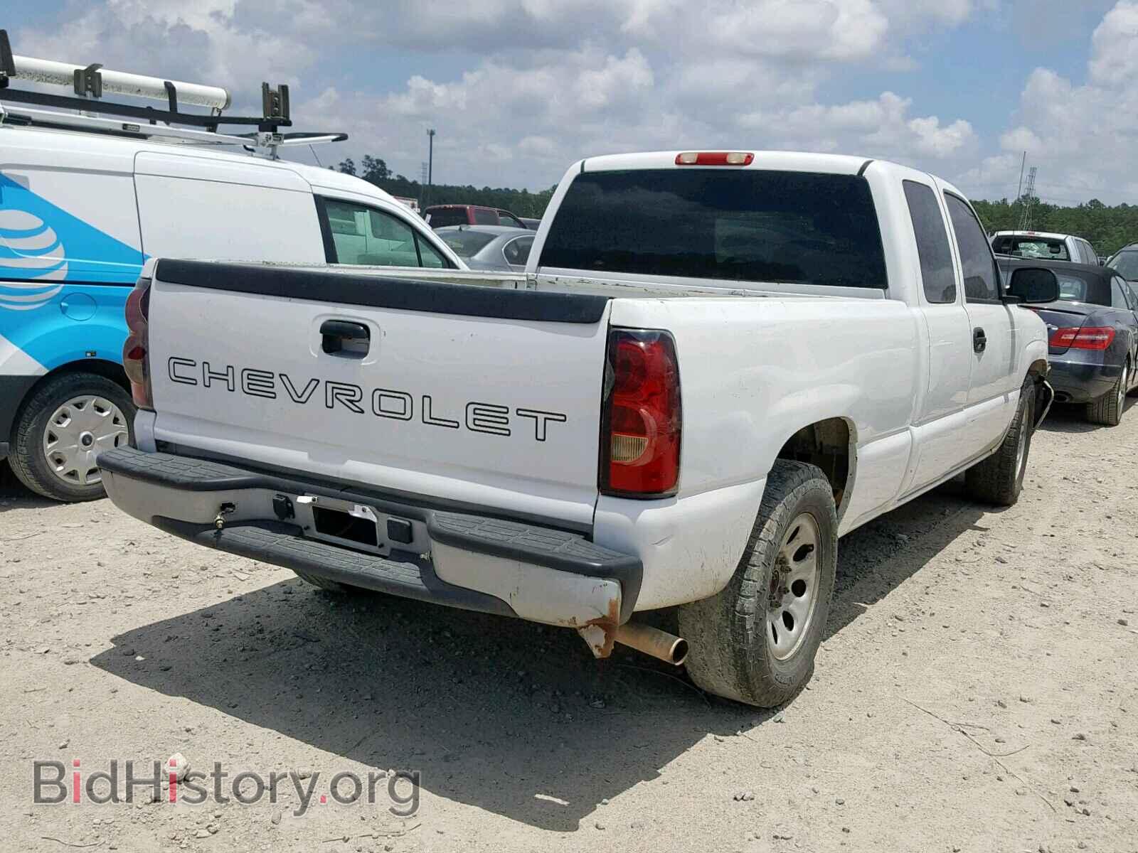 2005 CHEVROLET SILVERADO - VIN: 2GCEC19V051165804 - Фото 4