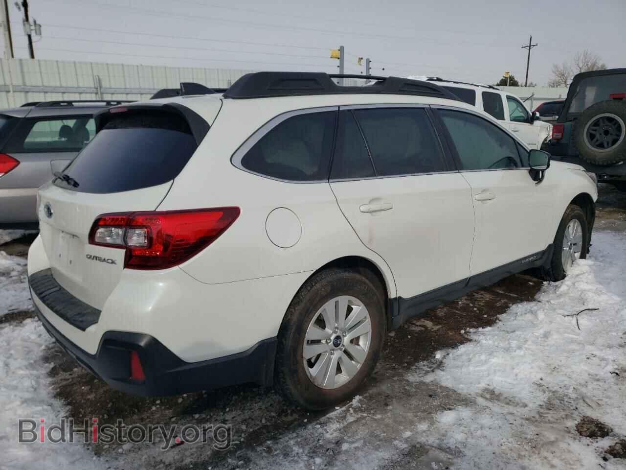 2019 SUBARU OUTBACK - VIN: 4S4BSAFC5K3318929 - Фото 3
