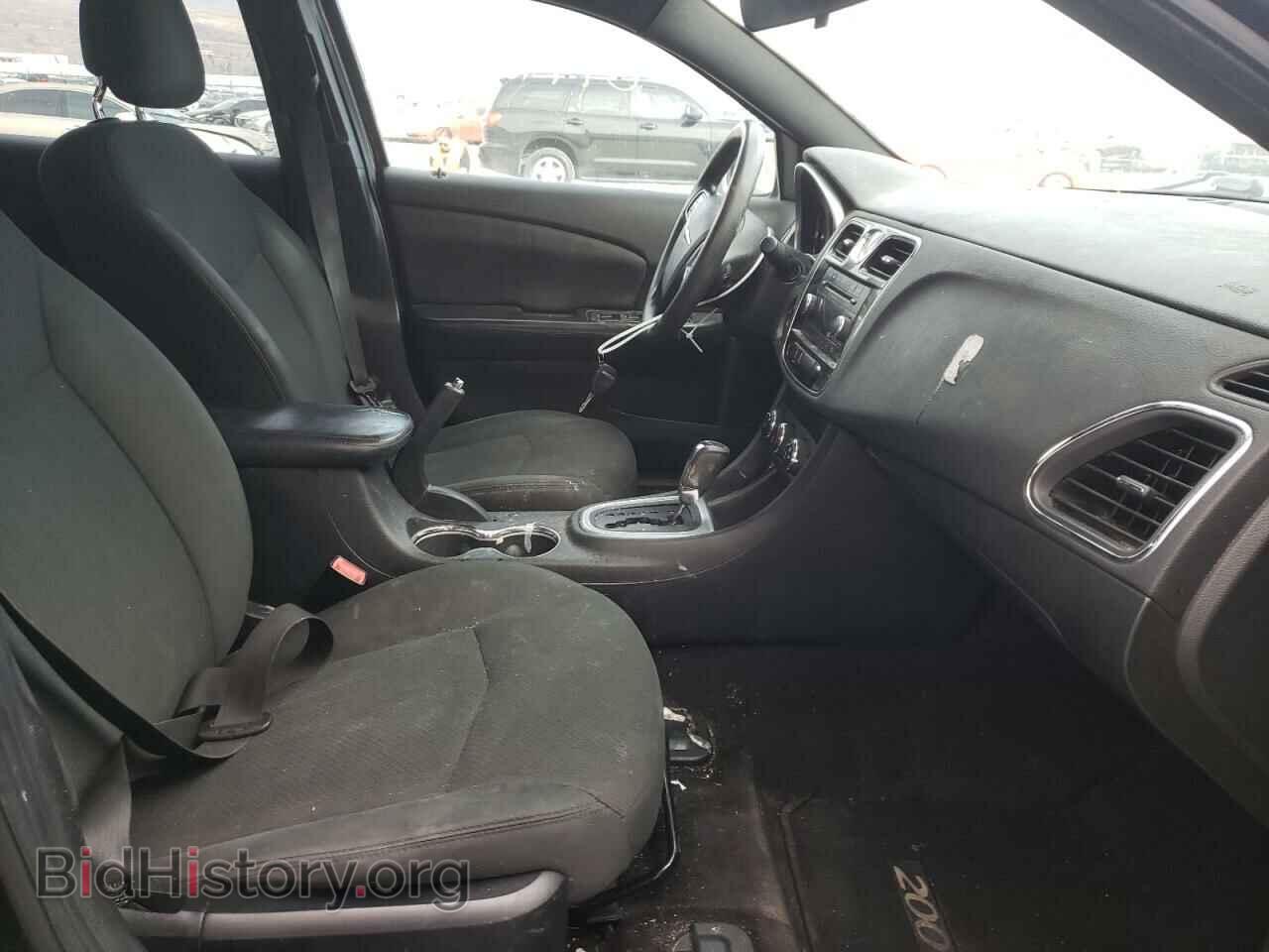 2011 CHRYSLER 200 - VIN: 1C3BC4FB5BN566827 - Фото 5