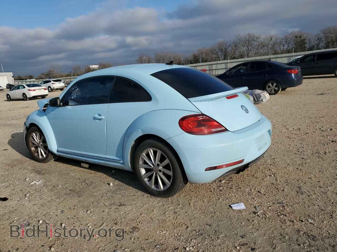 2017 VOLKSWAGEN BEETLE - VIN: 3VWJ17AT1HM602429 - Фото 2