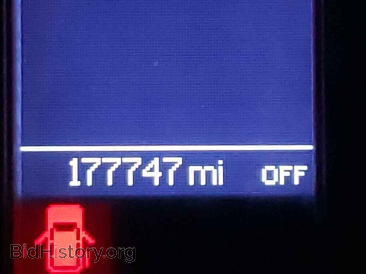 2011 CHRYSLER MINIVAN - VIN: 2A4RR5DG5BR638295 - Фото 8