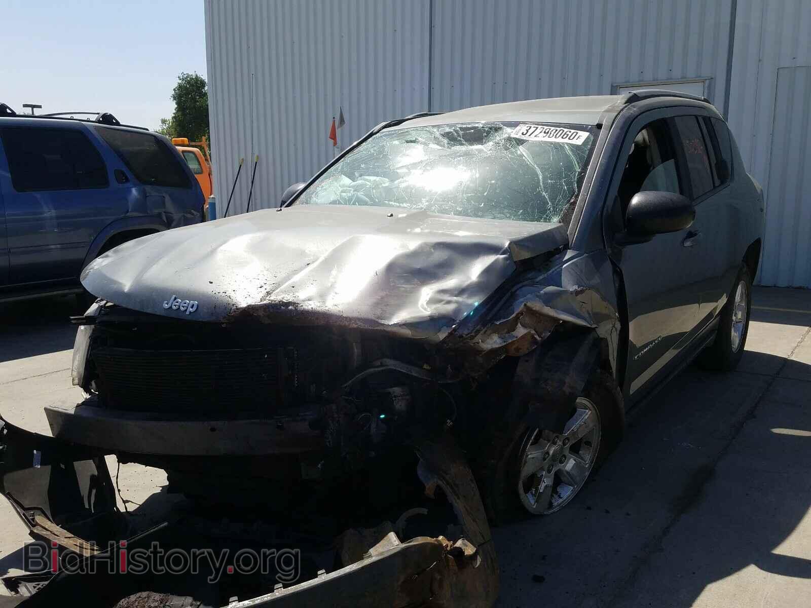 2014 JEEP COMPASS - VIN: 1C4NJCBA0ED573829 - Photo 2