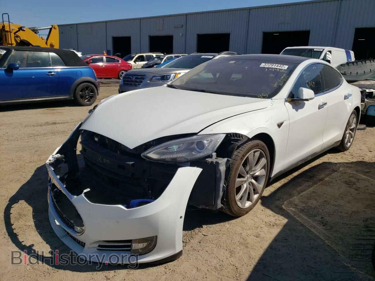 2014 TESLA MODEL S - VIN: 5YJSA1H11EFP44644 - Фото 2
