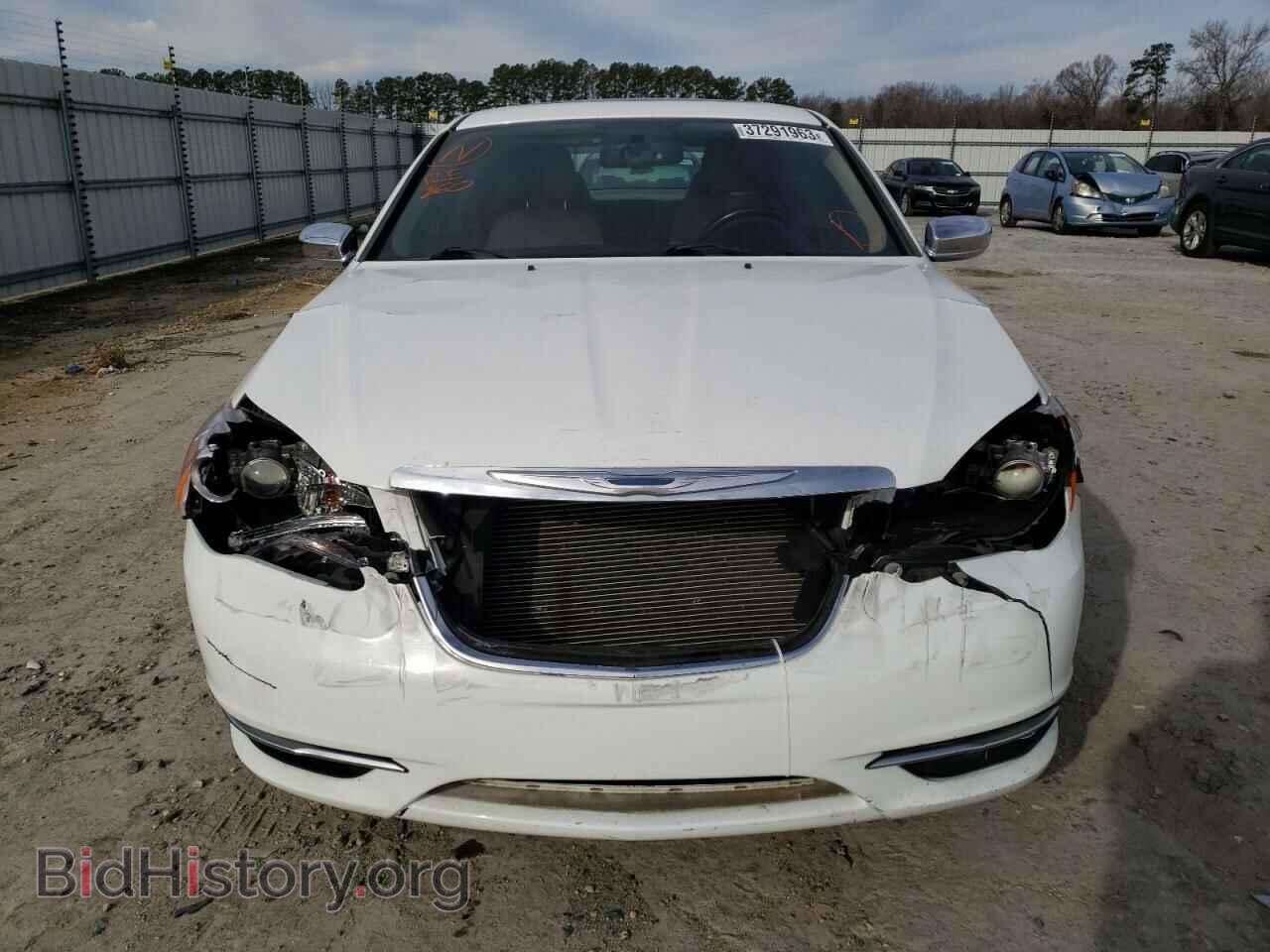 2011 CHRYSLER 200 - VIN: 1C3BC2FG7BN582477 - Фото 5
