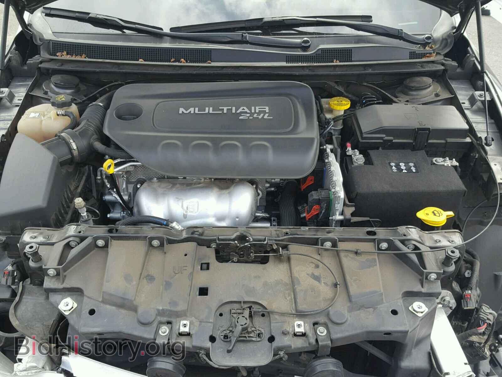 2016 CHRYSLER 200 - VIN: 1C3CCCAB7GN136973 - Фото 7