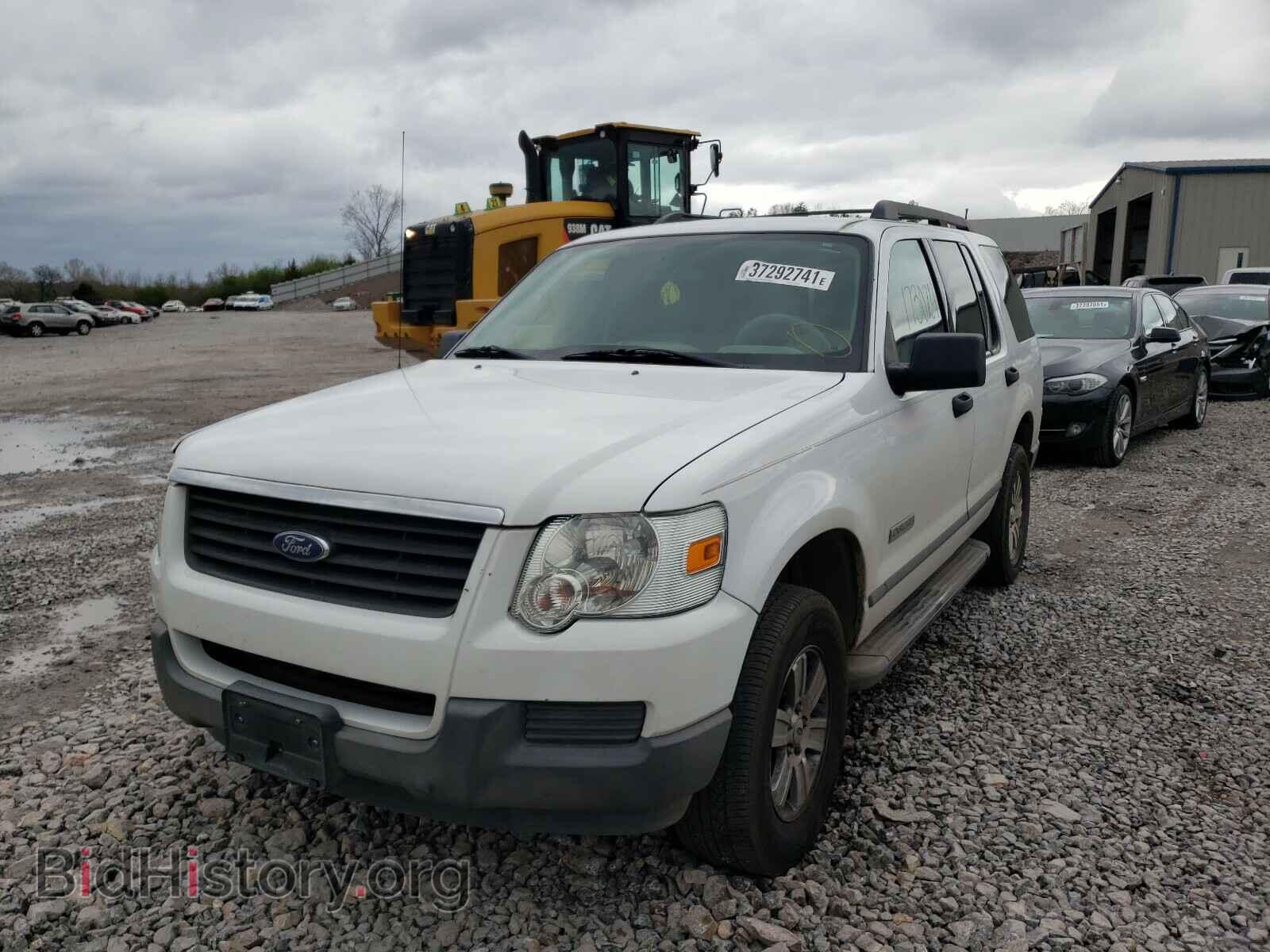 2006 FORD EXPLORER - VIN: 1FMEU62E96ZA11231 - Photo 2