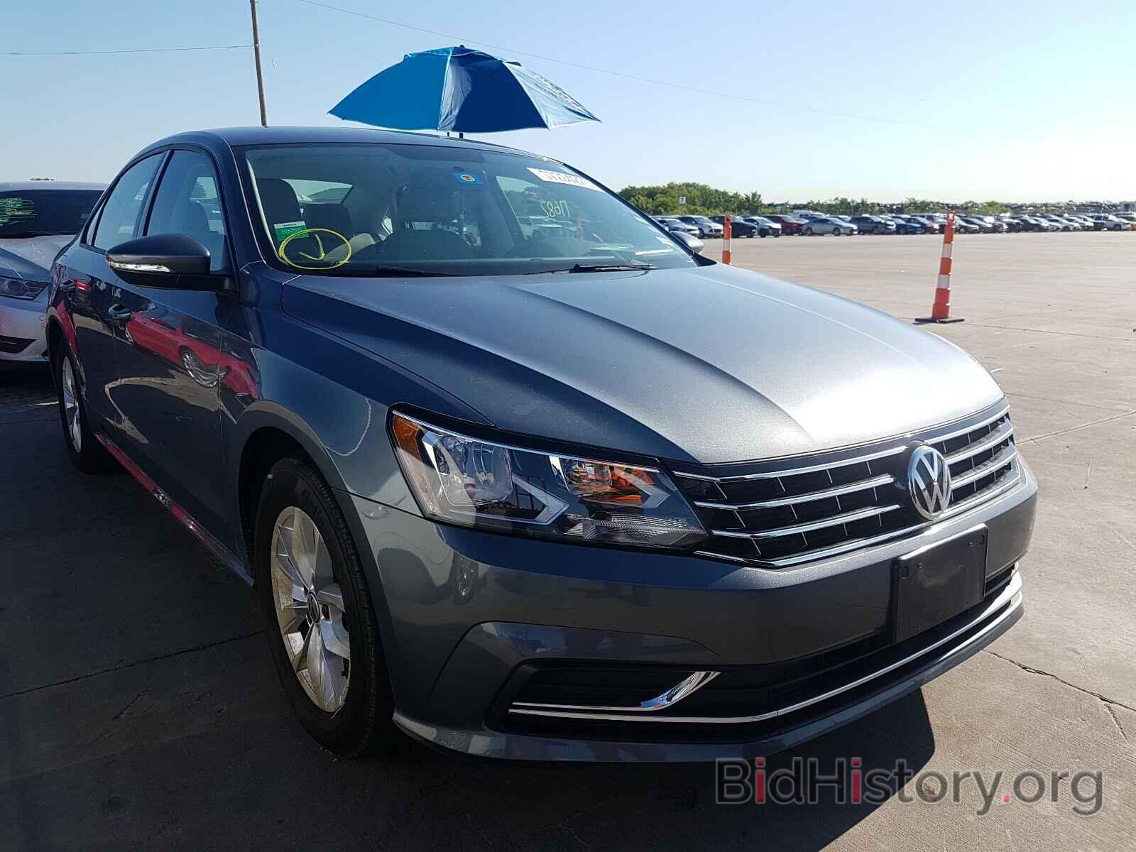 Photo 1VWAA7A30JC046590 - VOLKSWAGEN PASSAT 2018