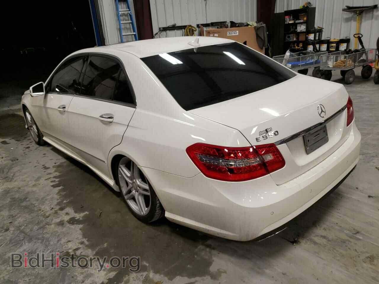 2011 MERCEDES-BENZ E-CLASS - VIN: WDDHF7CB8BA429879 - Фото 2