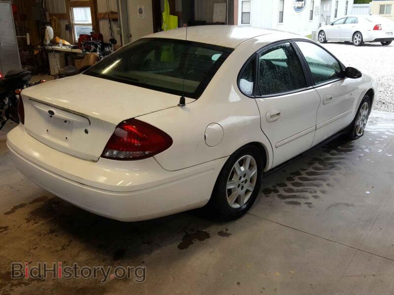 2007 Ford TAURUS (VIN 1FAFP53U07A170600) — photo 4 of 10