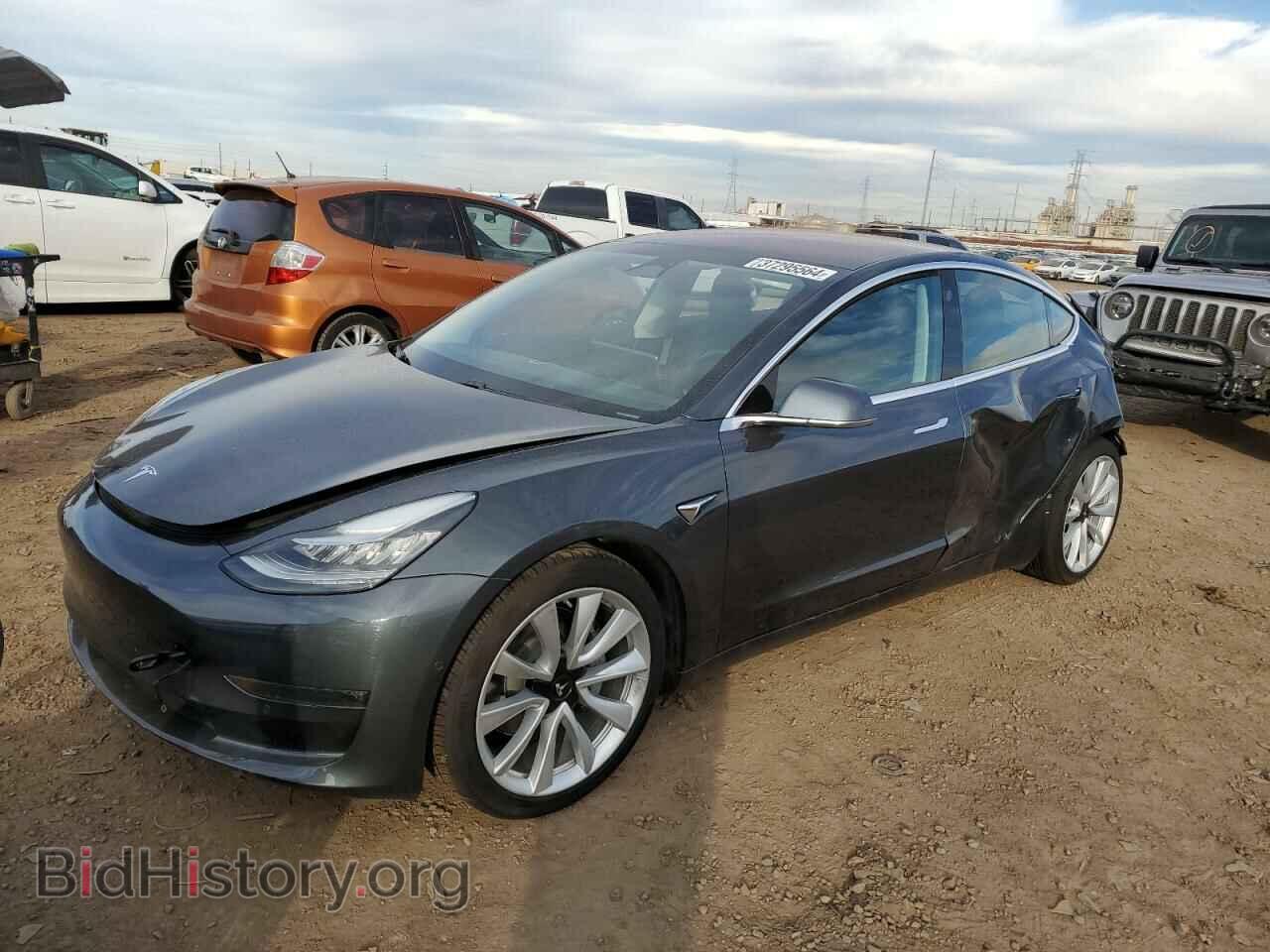 Фотография 5YJ3E1EA5JF061076 - TESLA MODEL 3 2018