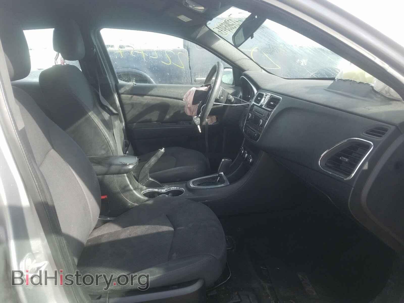 2013 CHRYSLER 200 - VIN: 1C3CCBAB2DN647741 - Фото 5