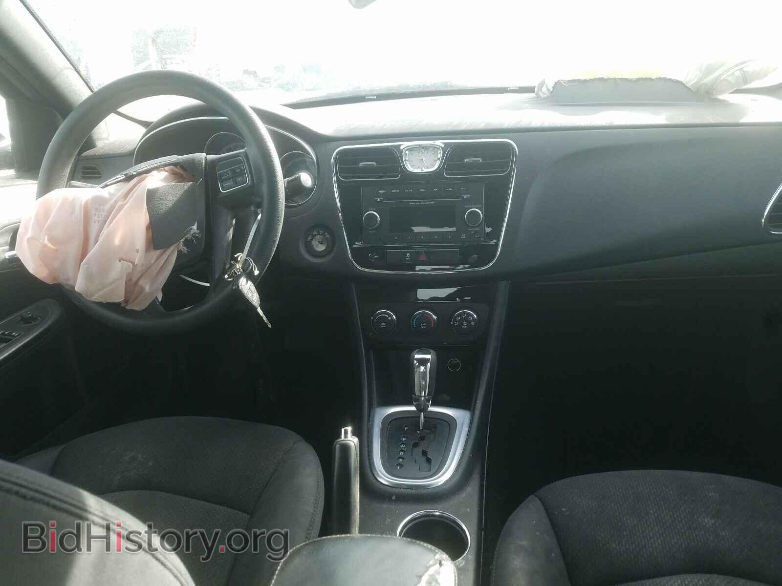 2013 CHRYSLER 200 - VIN: 1C3CCBAB2DN647741 - Фото 9